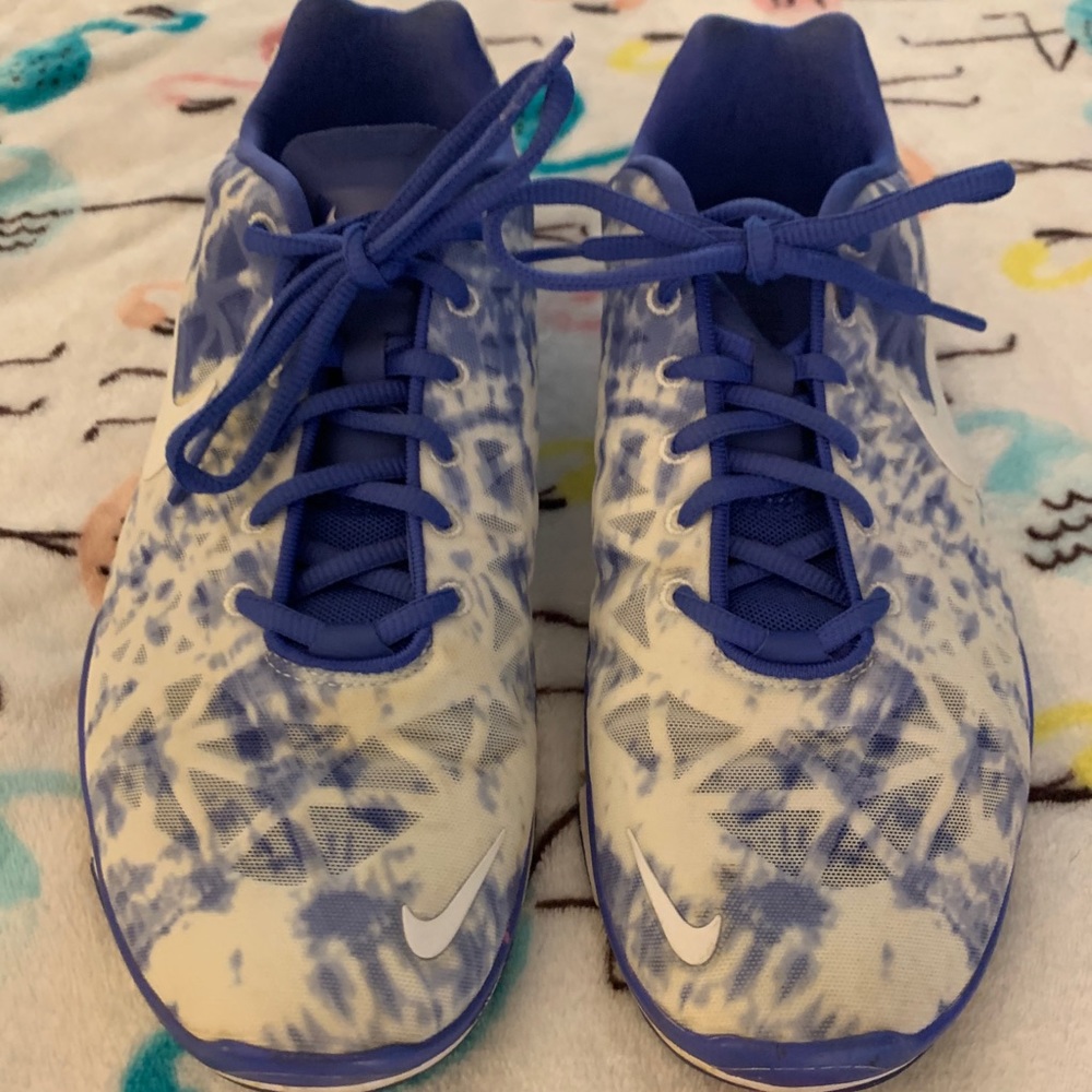 Nike sneaker size 11